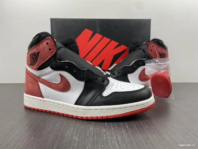 1 555088-112 Air Track Red High Jordan Retro 0515